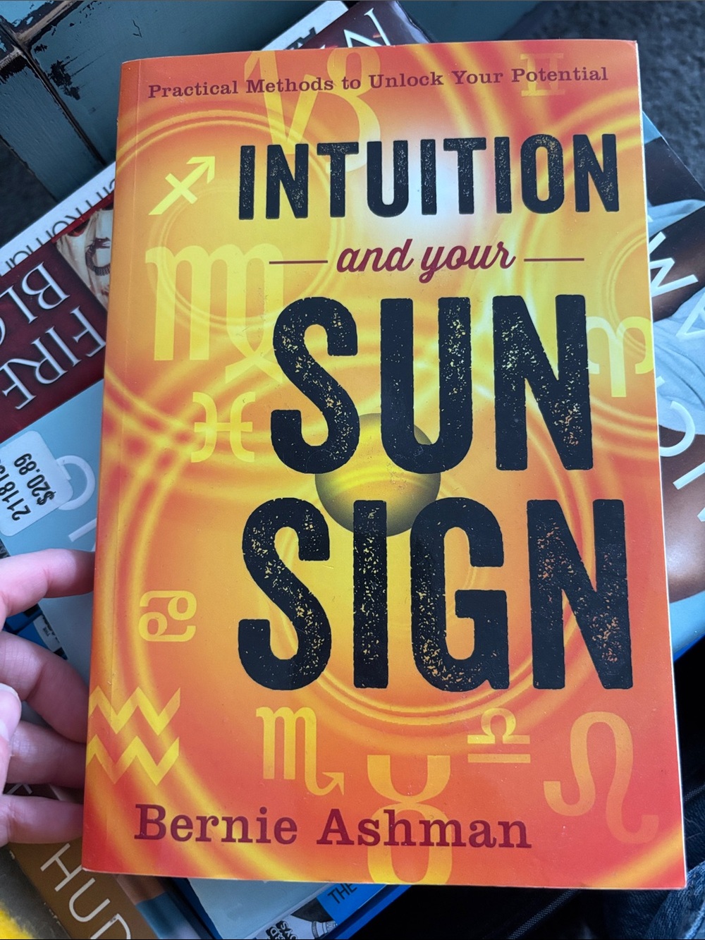 Intuition and Your Sun Sign by Bernie Ashman - Orange Astrology Book